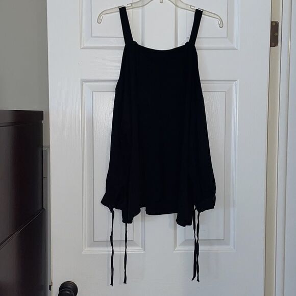 ✨ASOS DESIGN Maternity cold shoulder cami in black, NWT - Picture 8 of 12